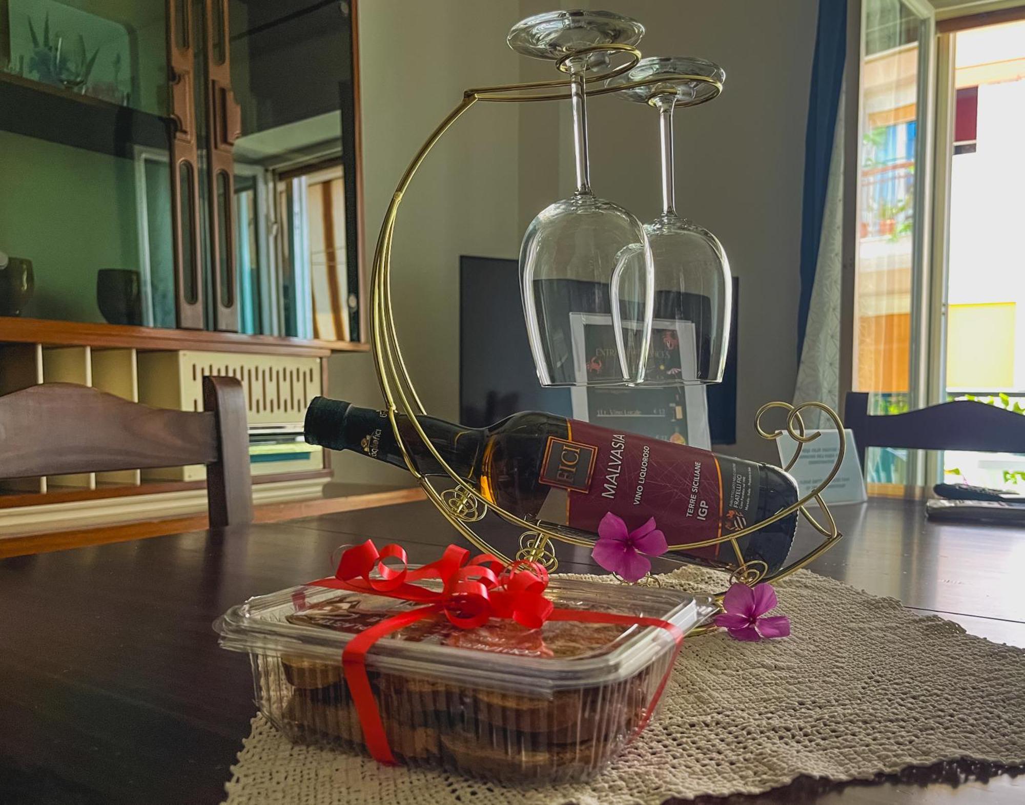 Seaview Terrace Apartment Relax & Comfort In Milazzo, Ture'S Home Dış mekan fotoğraf